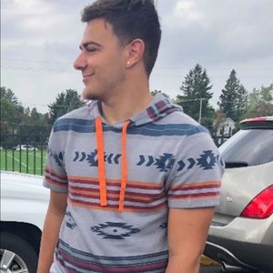 Meet your Posher, Tony